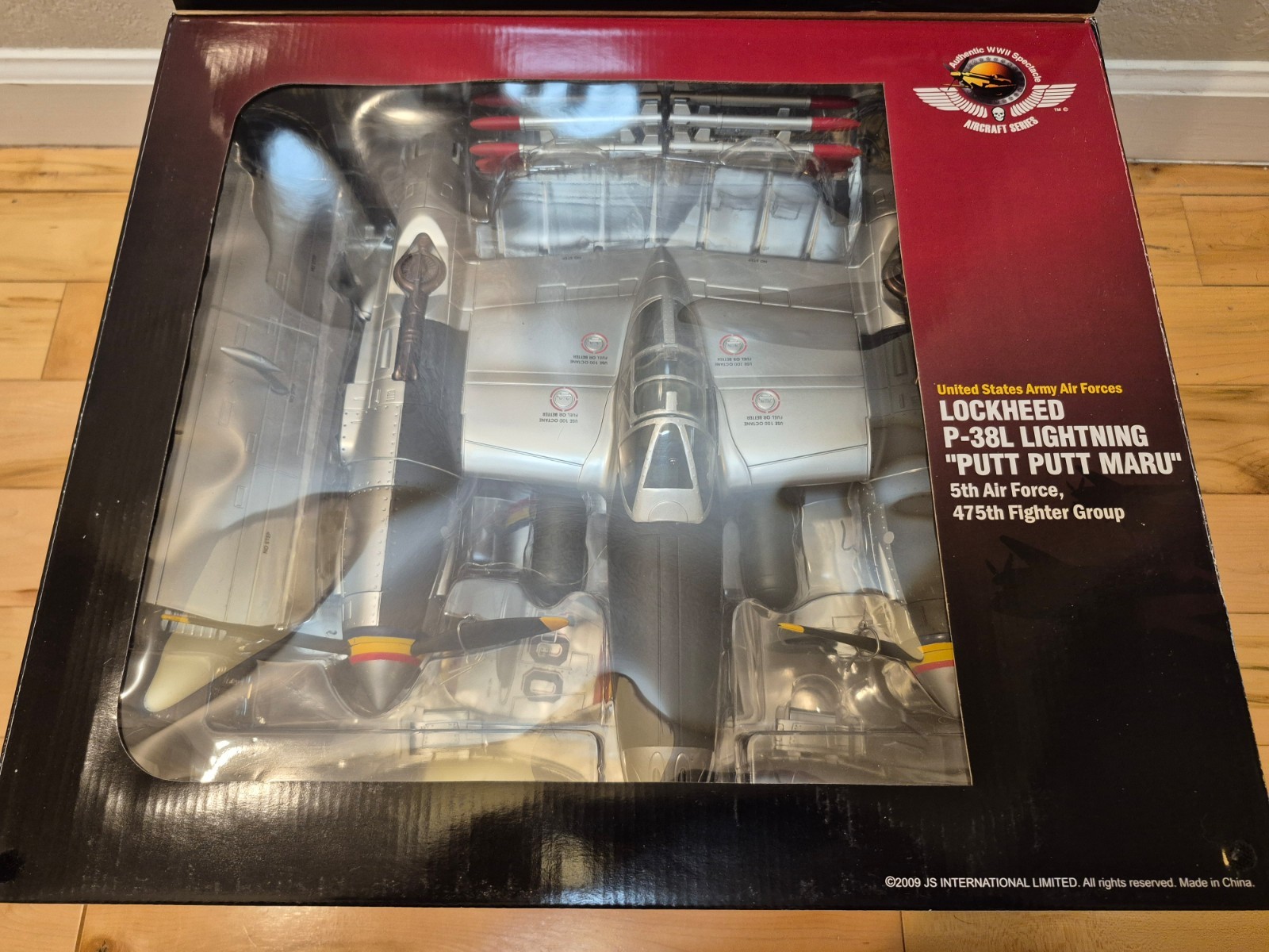 1:18 JSI WWII LOCKHEED P-38L LIGHTNING “PUTT PUTT MARU” CAPTAIN C. H. MACDONALD