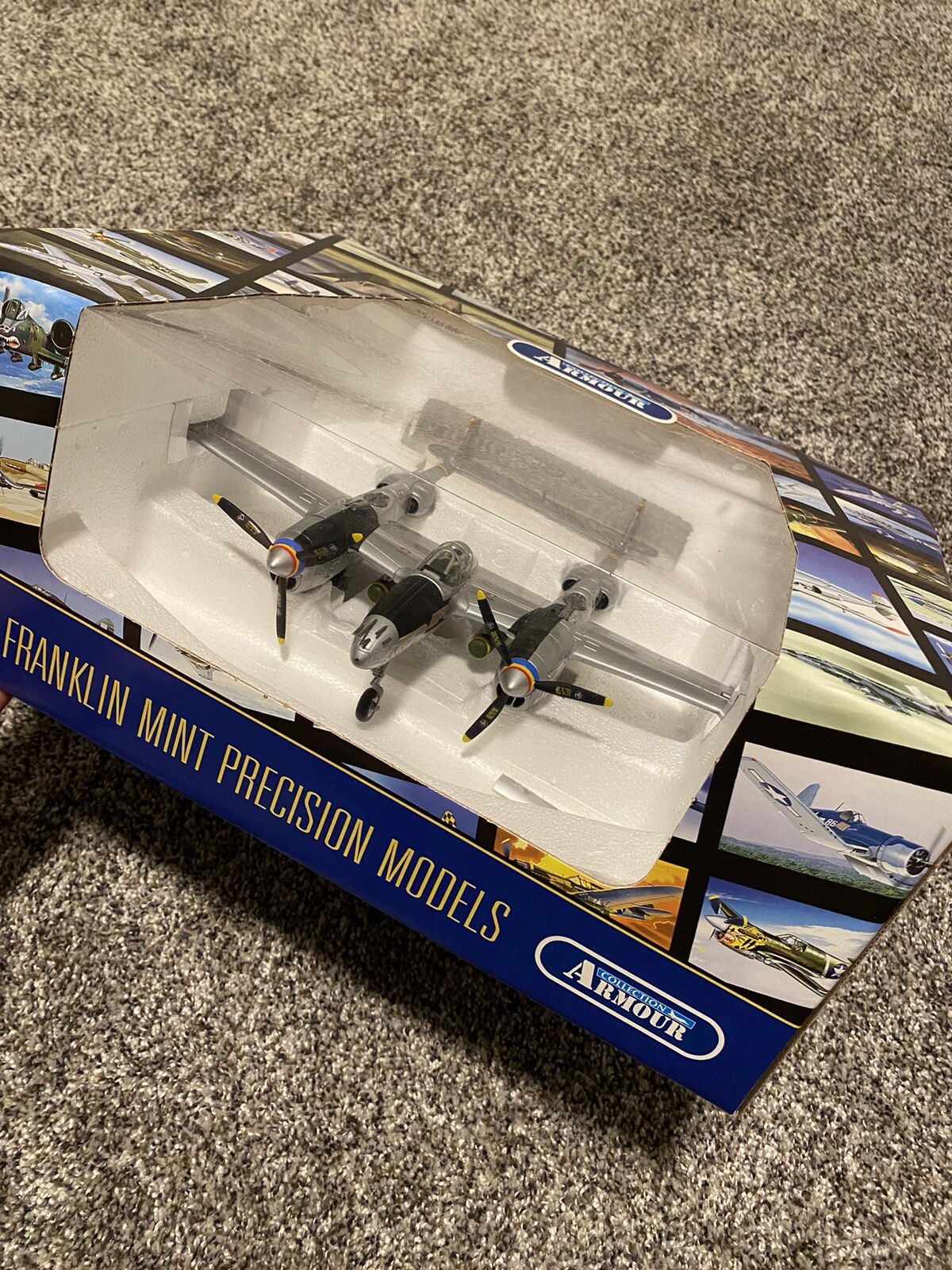 FRANKLIN MINT DIECAST ARMOUR 1:48 P38 LIGHTING B11B283