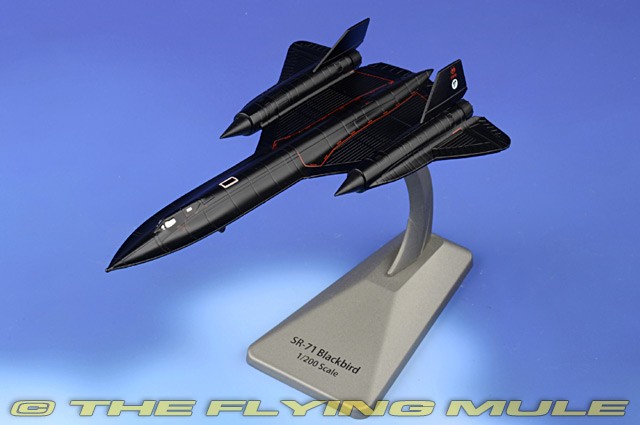 Air Force 1 1:200 SR-71A Blackbird USAF #61-7972