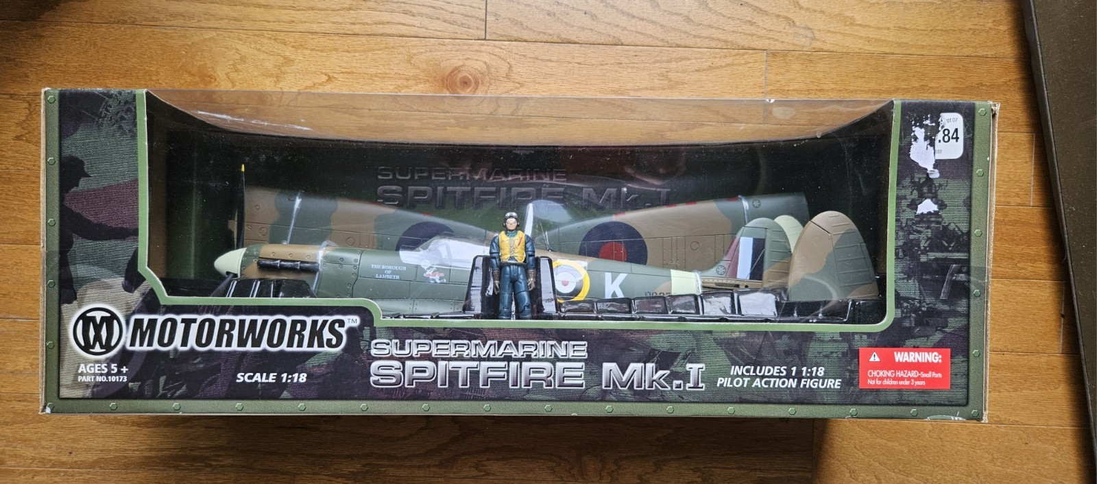MOTORWORKS / ULTIMATE SOLDIER WWII SPITFIRE MK I CALL LETTERS NKK 1:18 SCALE MIB