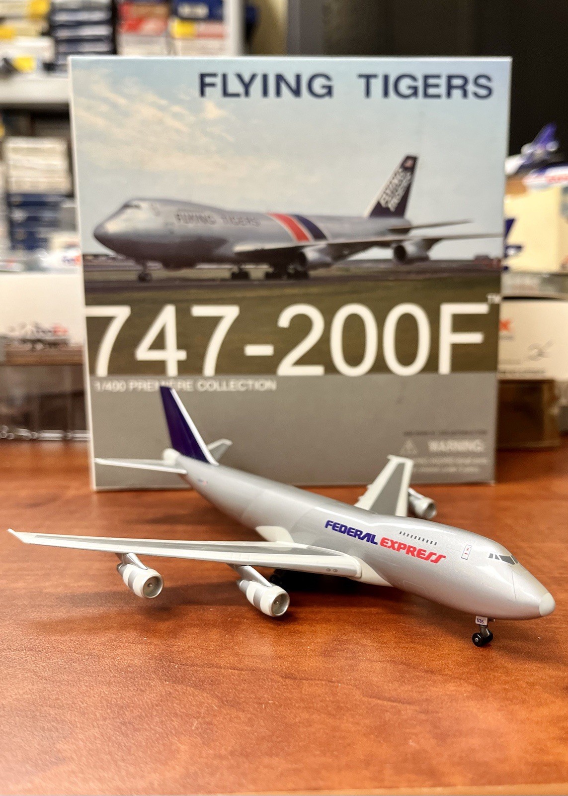 FedEx Flying Tigers Boeing 747-200F Dragon Wings 1:400 REG: N636FE Hybrid Colors