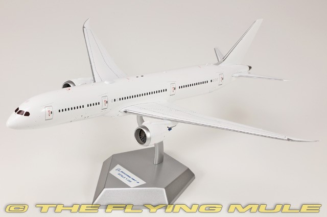 SQ Wings 1:200 787-9 Dreamliner Blank Model