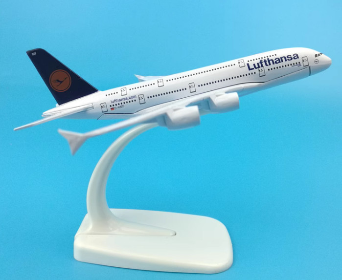 16cm Lufthansa AIRBUS A380 Passenger Airplane Diecast Aircraft Plane Model