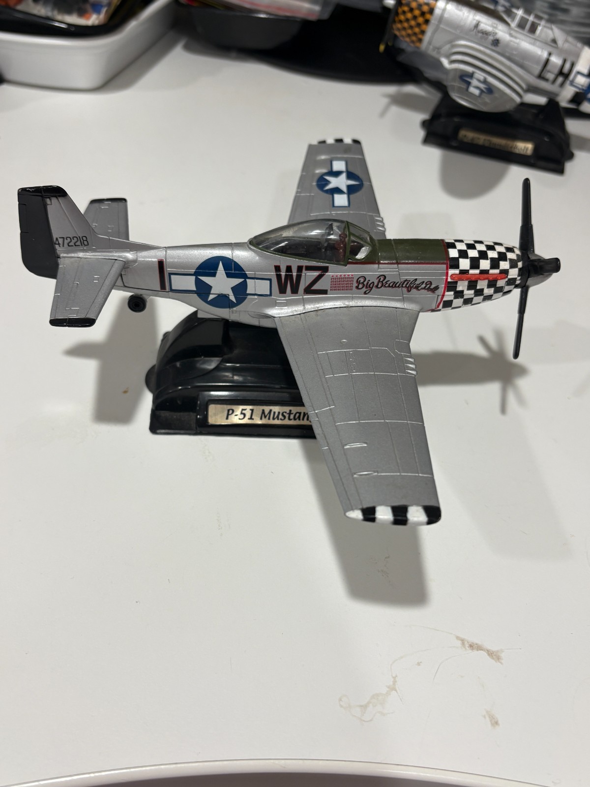1:45 die-cast P-51 MUSTANG and FP-47 THUNDERBOLT Planes (lot of 2)