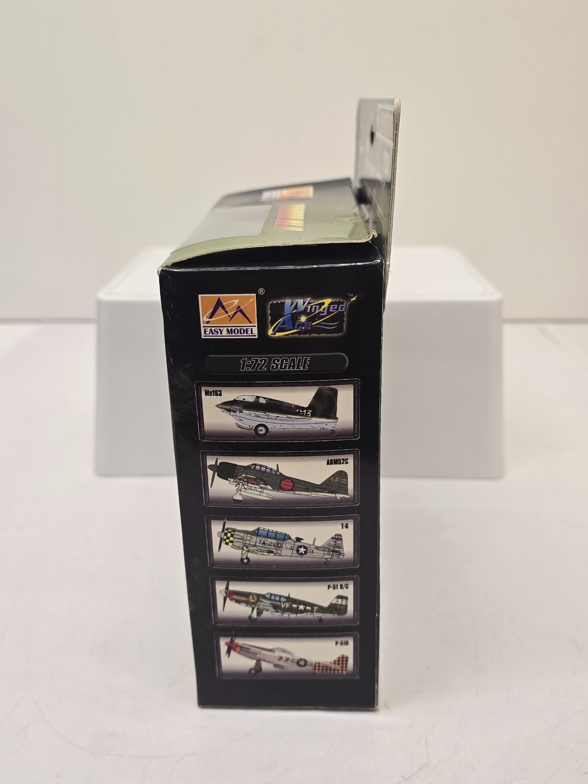 Easy Model Hawker Typhoon Mk.IB WWII Aircraft Series 1:72 – Platinum Collection
