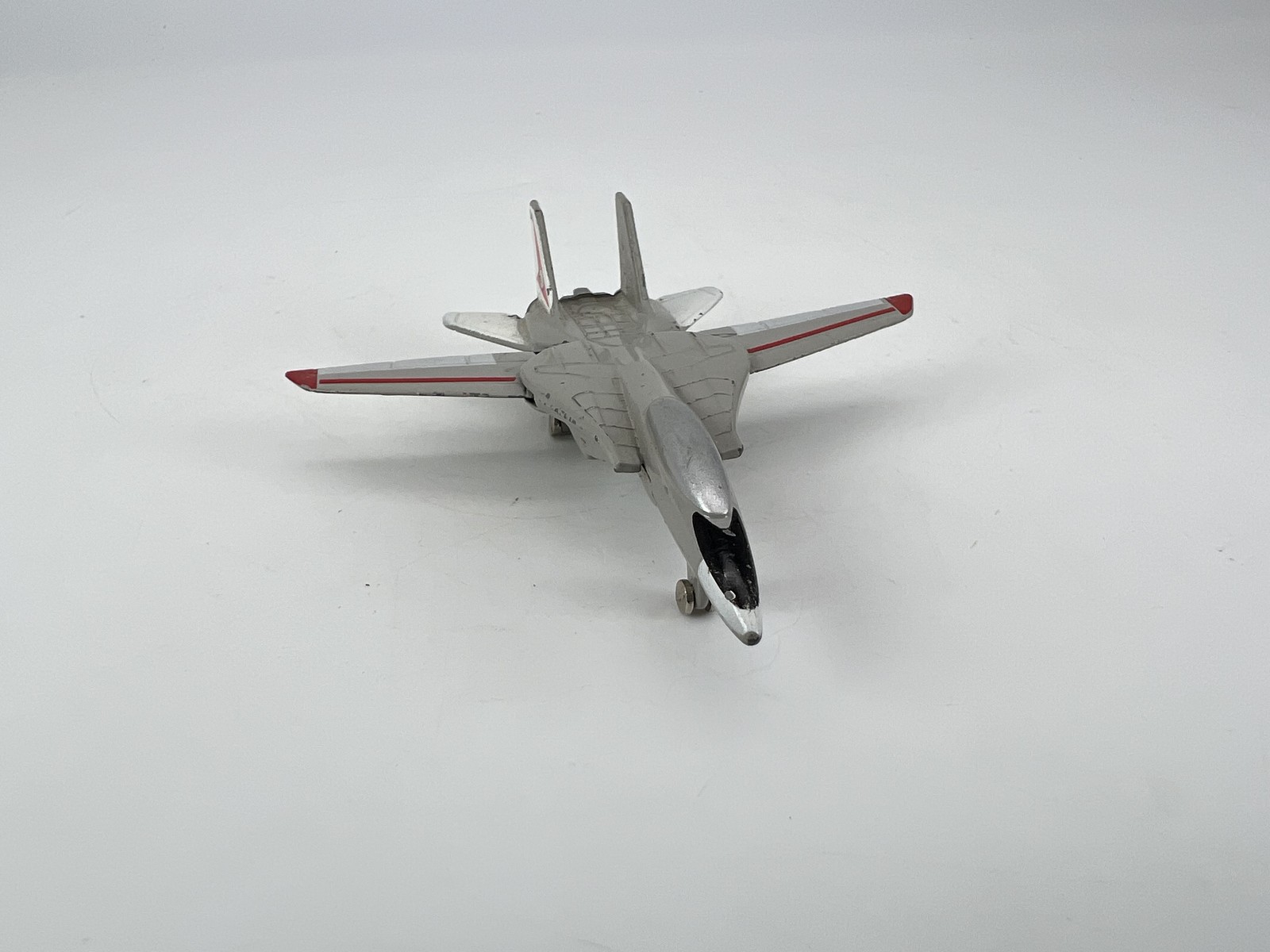 A143 F-14 Tomcat Fighter Jet Silver Good
