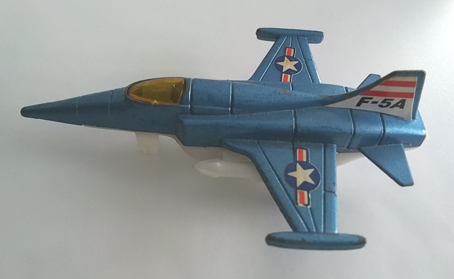 Vintage Die-Cast Jet Airplane Pull Back F-5A Freedom Made In Macau 4″ USA Milita