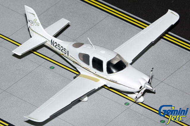 GGCIR013 GeminiJets SR22 1/72 Model N2525V