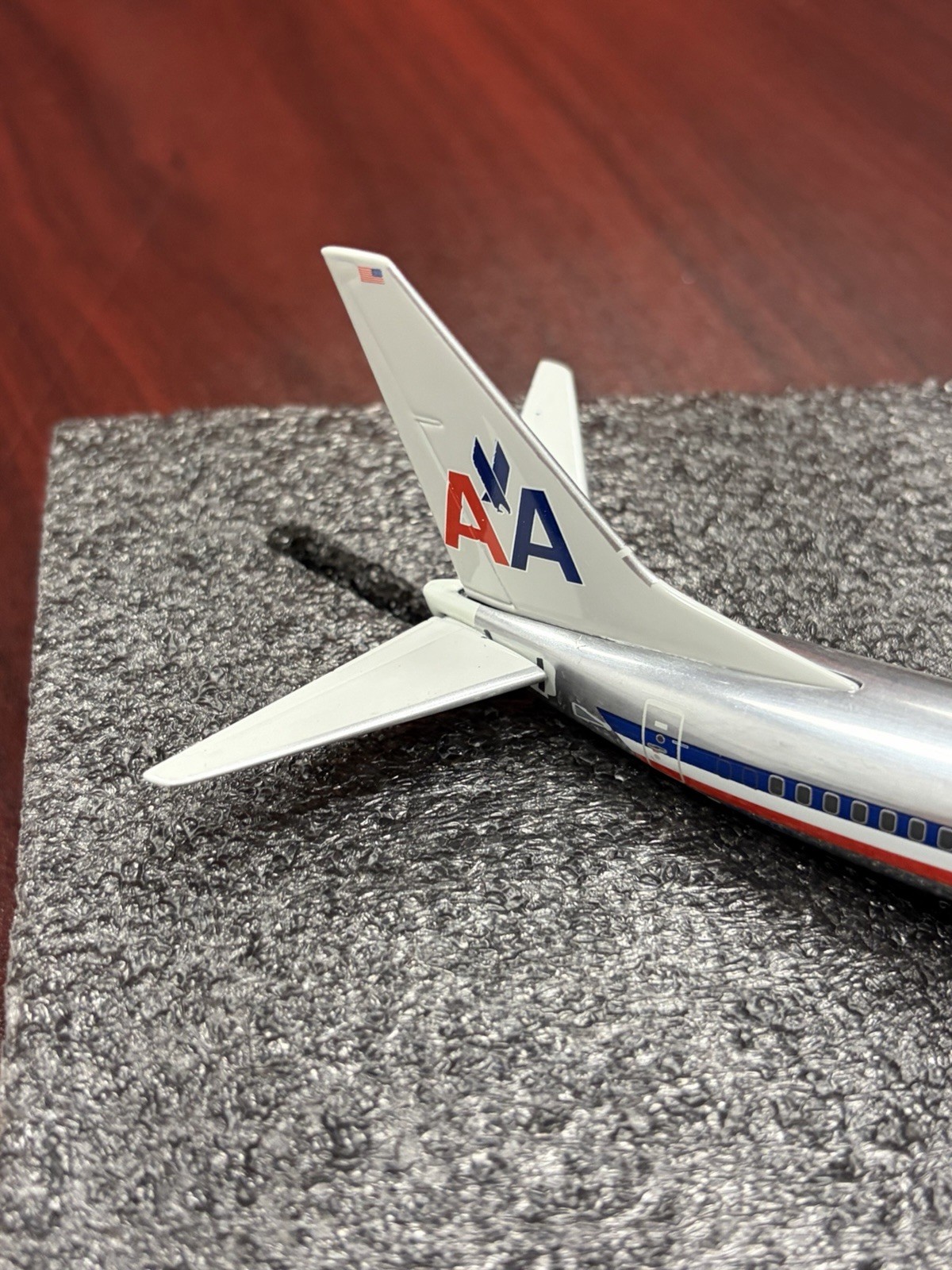 Gemini Jets 200 American Airlines Boeing 737-800 AirCal Livery 1:200 G2AAL015