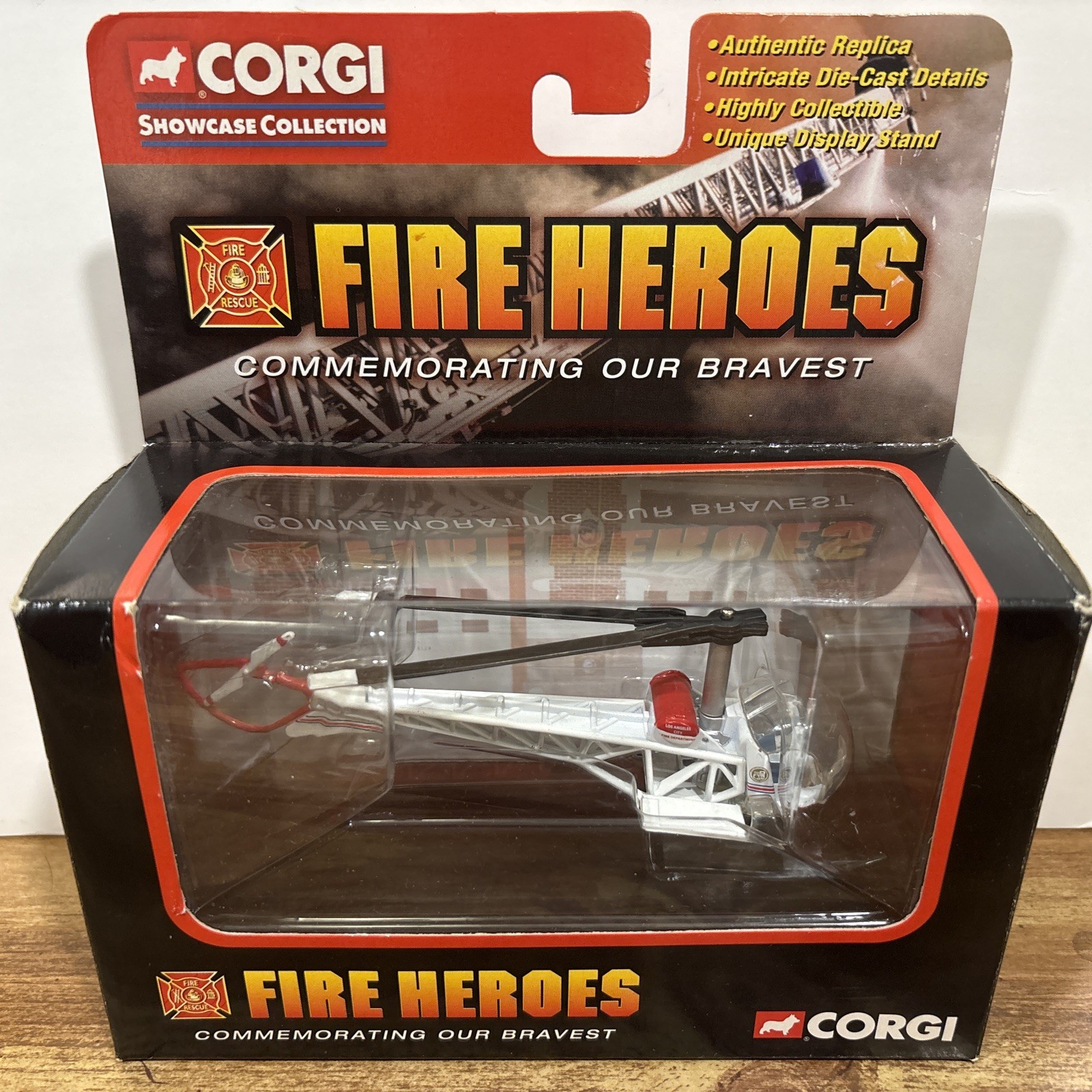 Corgi 8012 Fire Heroes Bell-47 Helicopter Los Angeles City Fire Department C-9
