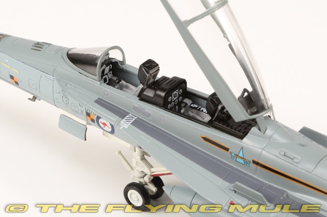 Hobby Master 1:72 F/A-18B Hornet RAAF ARDU A21-101