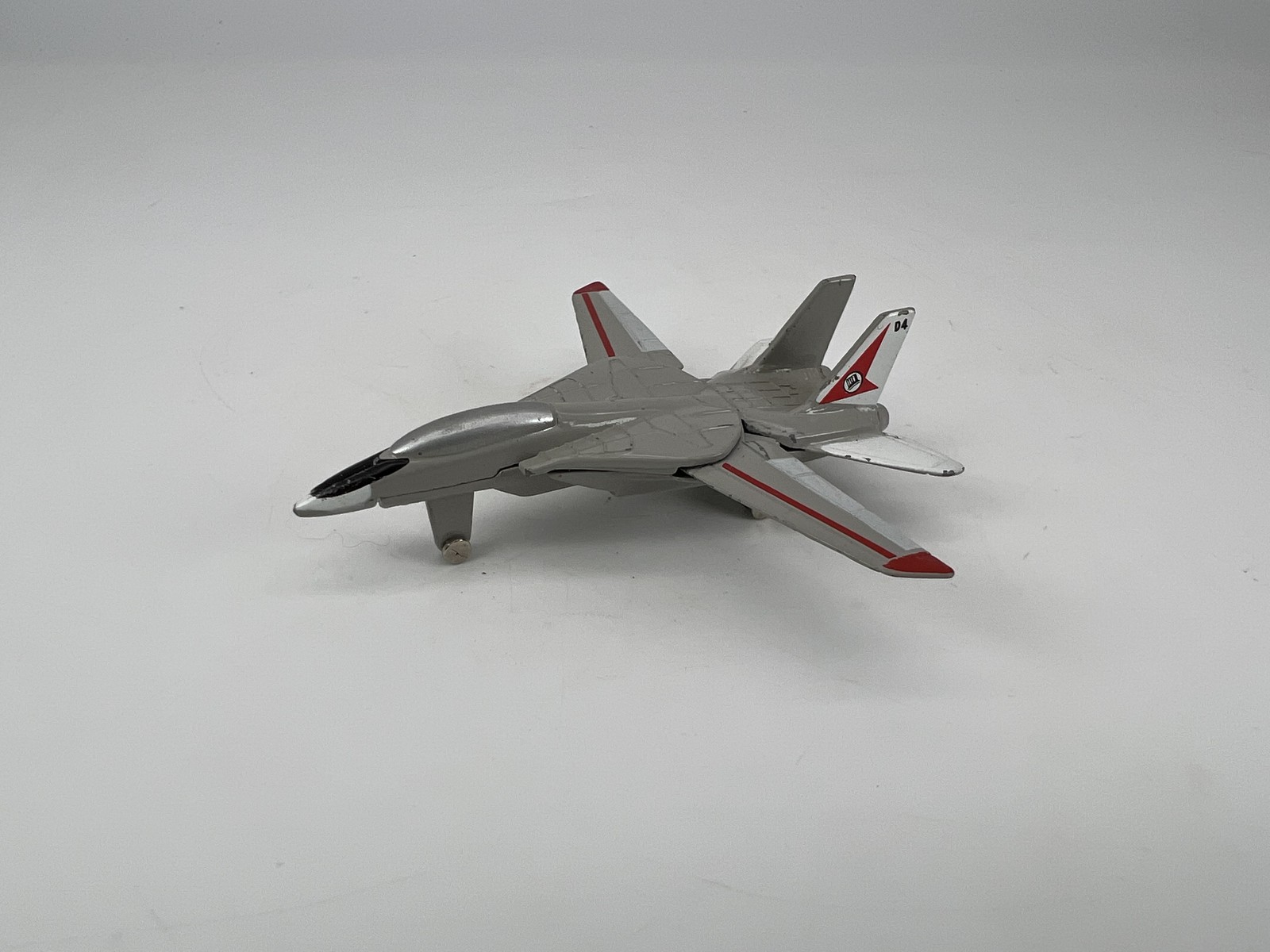 A143 F-14 Tomcat Fighter Jet Silver Good