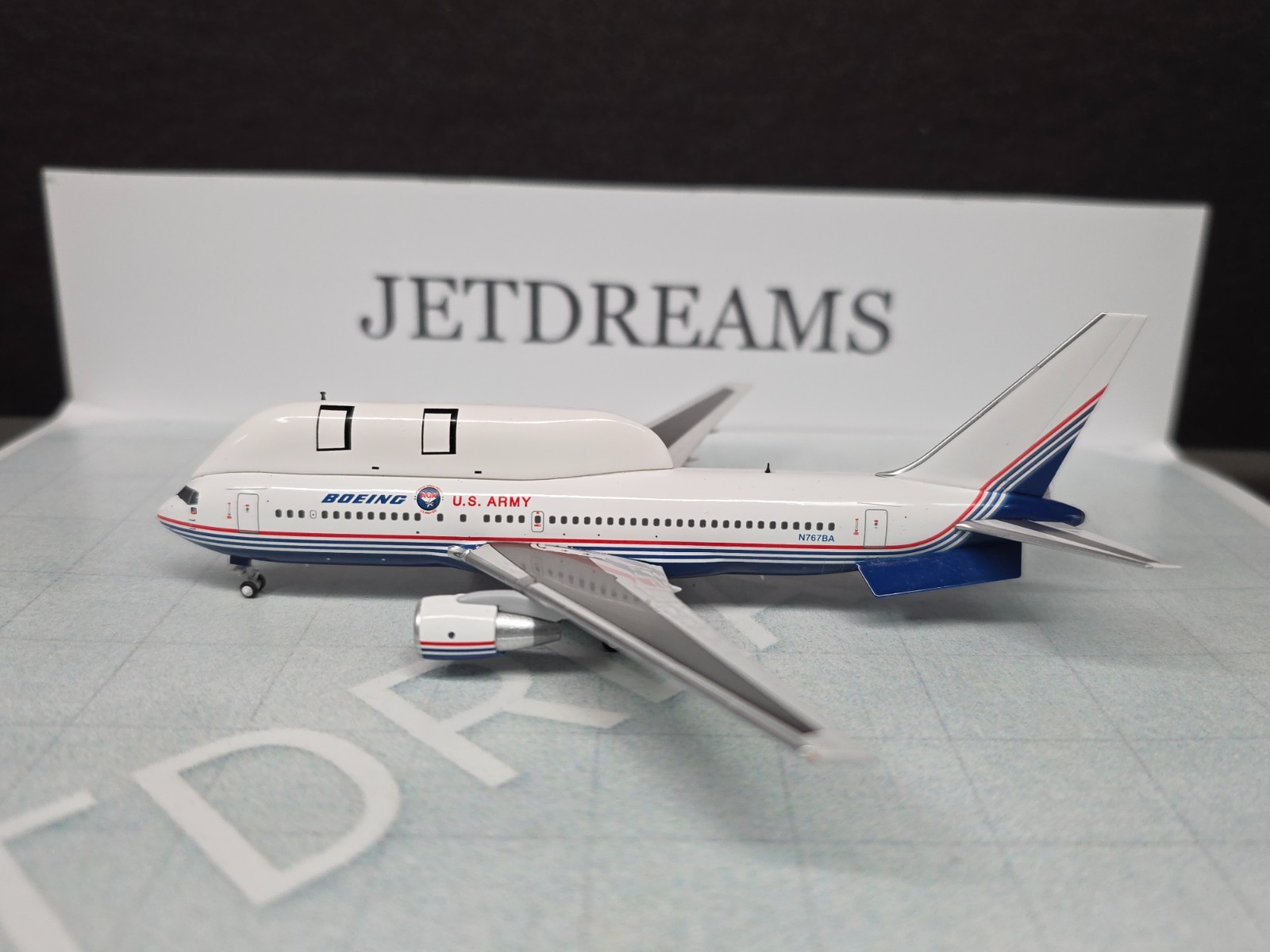 1/400 U.S. ARMY AIRBORNE OPTICAL ADJUNCT BOEING 767-200 N767BA PATRIOT MODEL