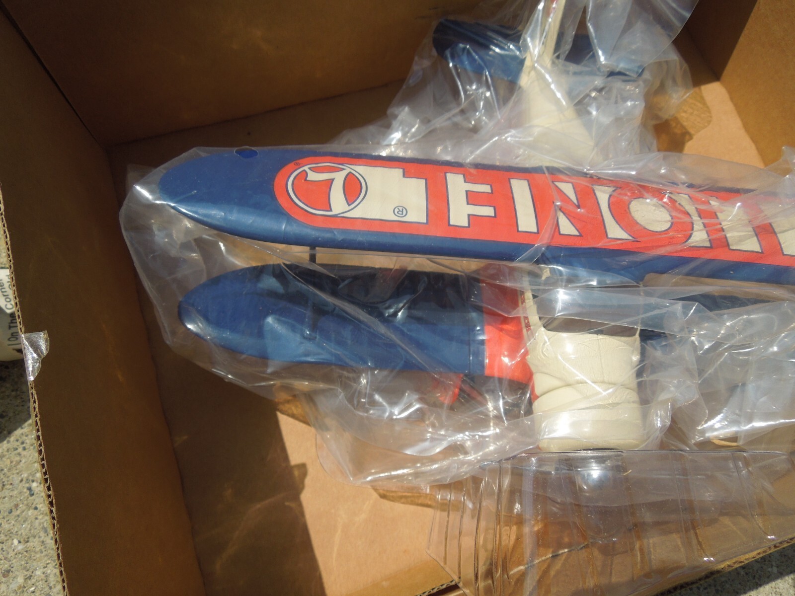 NOS LIONEL EASTWOOD AUTOMOBILLA DIE CAST BEECHCRAFT BIPLANE COIN BANK 337500