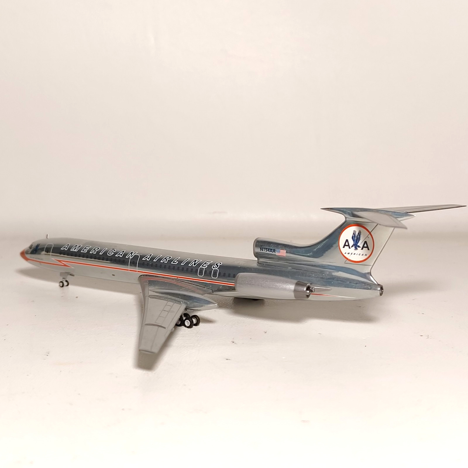 JC WIngs 1:200 American Airlines Astrojet Tupolev Tu-154 Diecast Model N151AA