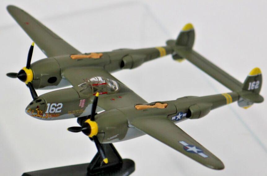 USAAF P-38J 23 Skidoo WWII Fighter 1:115 PS5362-4 Daron Same Day Shipping