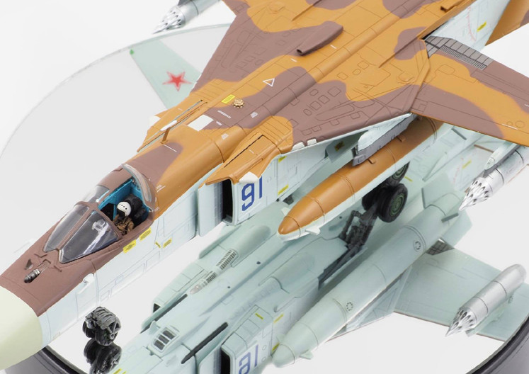 1:72 31CM Calibre Wings SUKHOI SU-24MK Bomber Fighter Diecast Aircraft Model