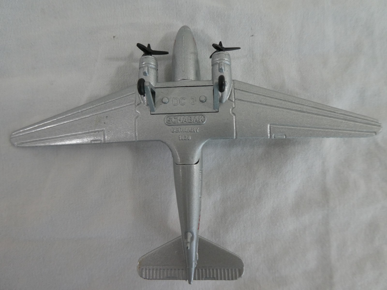 Schabak Germany Douglas DC-3 TWA The Lindbergh Line Sky-Club Diecast Aircraft A+