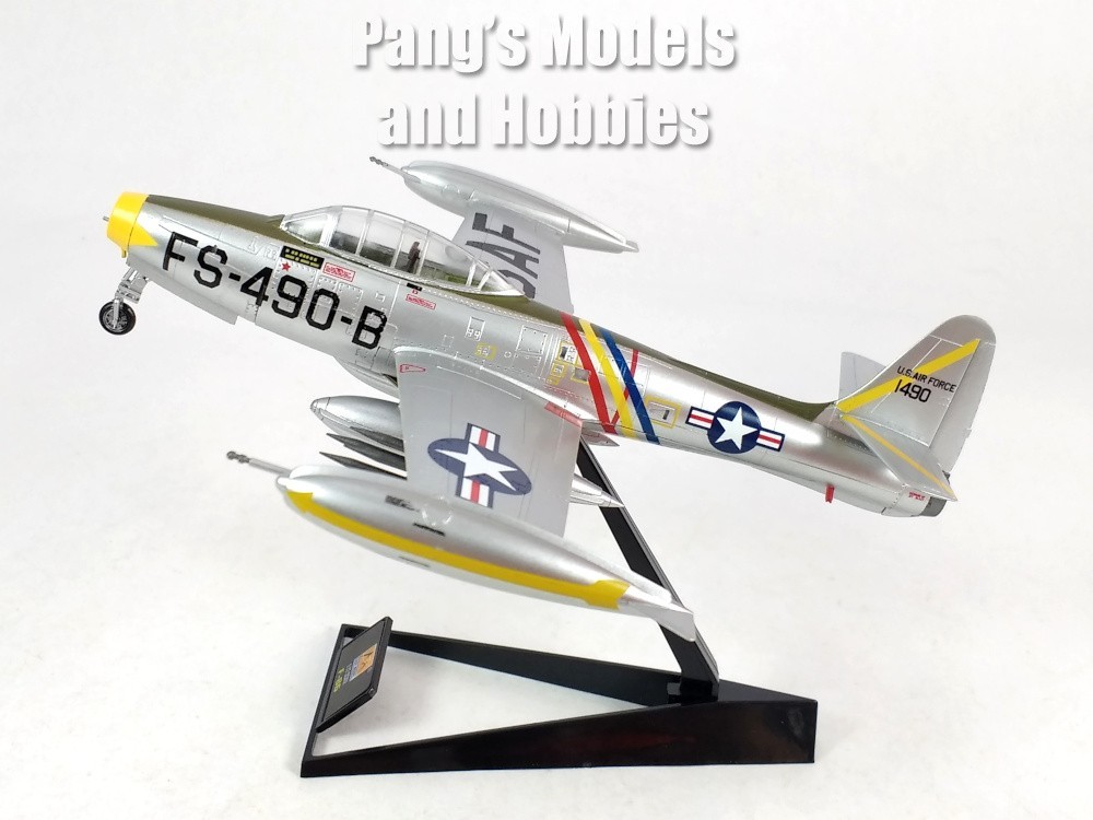 Republic F-84 F-84E Thunderjet 523 FES, 1951 USAF 1/72 Scale Model Easy Model