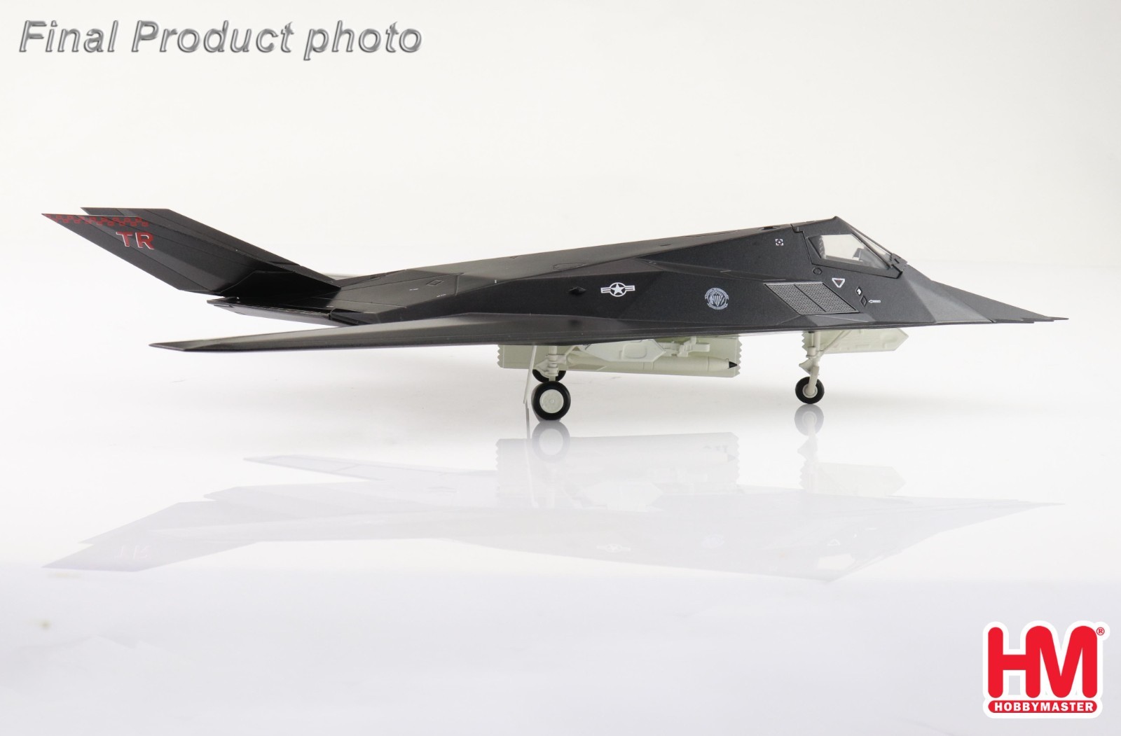Hobby Master 1/72 HA5812 Lockheed F-117A Nighthawk USAF Dark Knights, Nevada