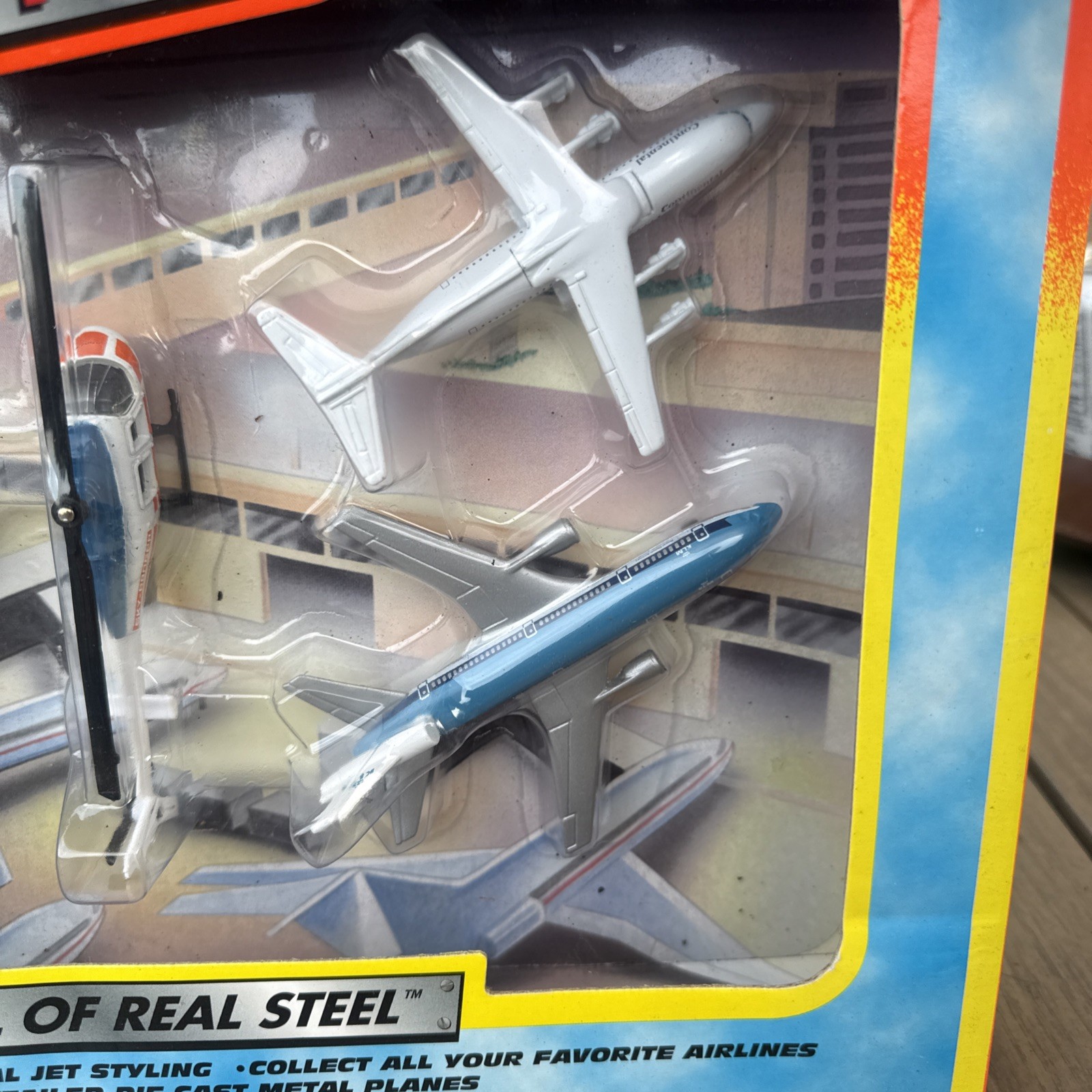 MATCHBOX Diecast Metal SKY BUSTERS Toy Airplane & Helicopter Set NEW IN BOX!