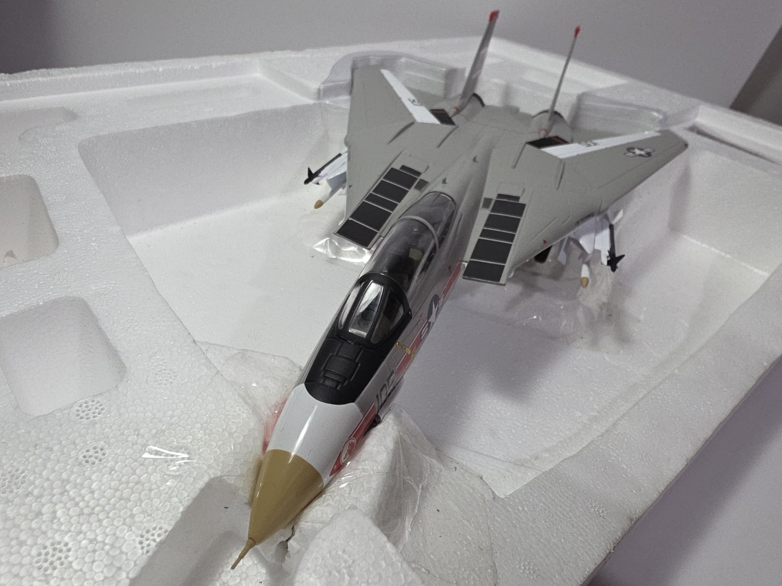 MiB Franklin Mint B11B593 USS Enterprise F-14 Tomcat VF-I NK Wolf Edition 1/48