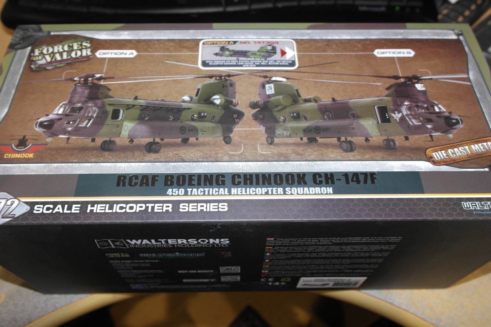 FORCES OF VALOR 1:72 BOEING CHINOOK CN-147F RCAF