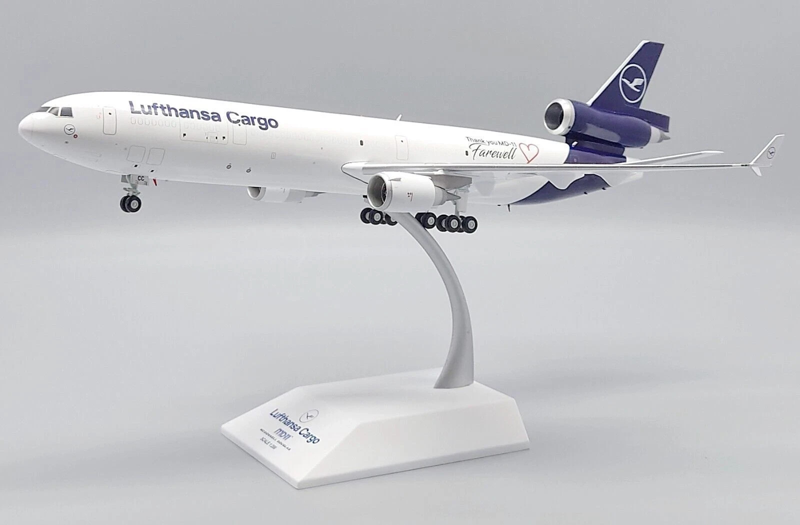 JC Wings 1:200 Lufthansa Cargo MD-11F D-ALCC (Farewell MD-11) Diecast EW2M11001