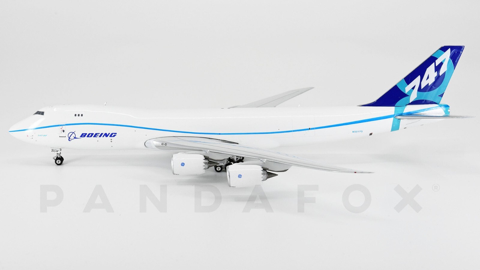 House Color Boeing 747-8F Ground Ver N5017Q Phoenix 10536 PH4BOE641 1:400 RARE