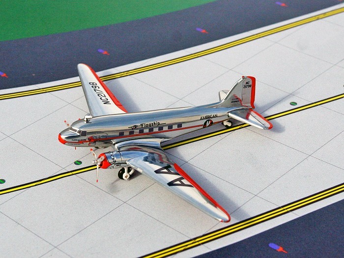 American Airlines DC-3 NC21798 GeminiJets AJAAL022 Scale 1:250 RARE