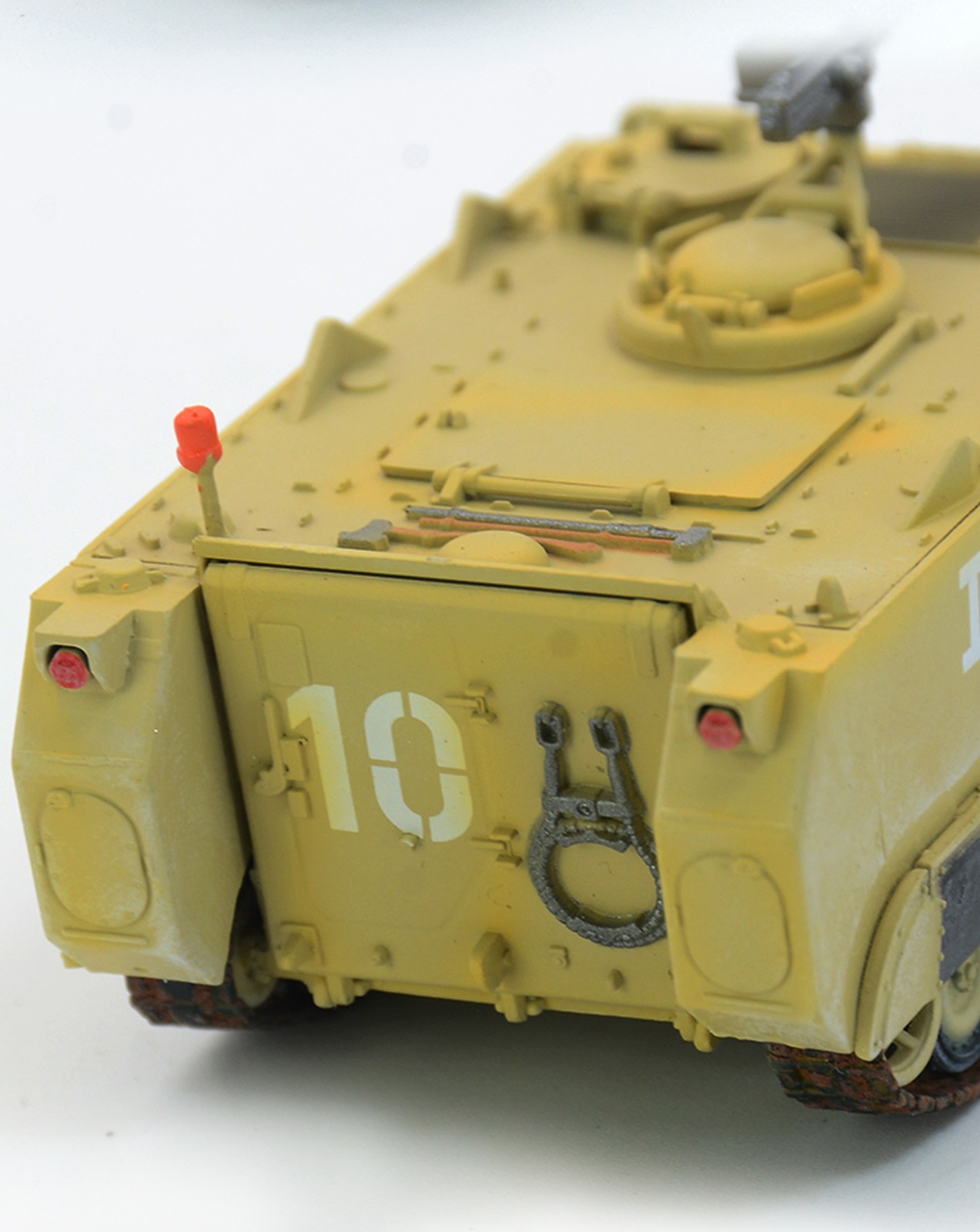 Easy Model 1/72 US M113A2 IFOR NO.10 Tracked Armoured Carrier Plastic #35009