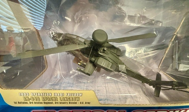Corgi Tactical Strike-US95132- AH-64D Apache Longbow- 1st Battalion- US Army-NIB