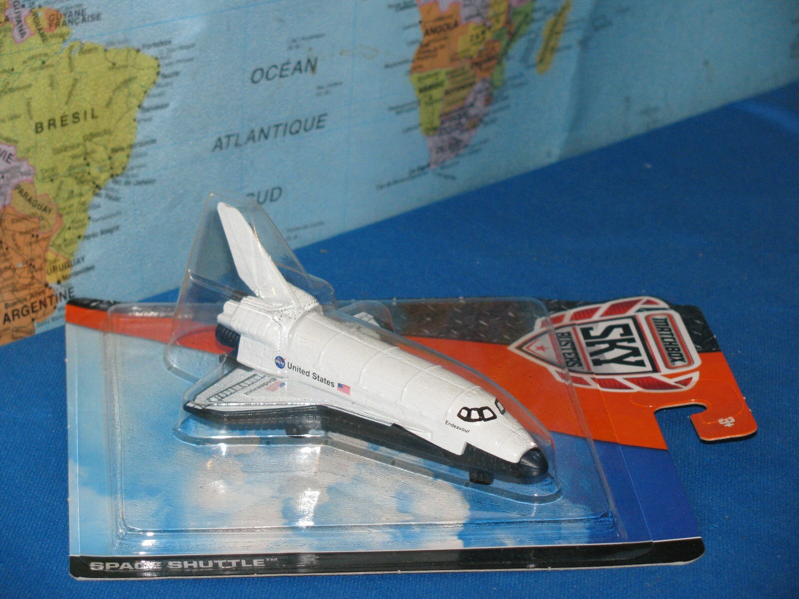 MATCHBOX MBX SKY BUSTERS MISSIONS NASA ENDEAVOUR SPACE SHUTTLE ***BRAND NEW***