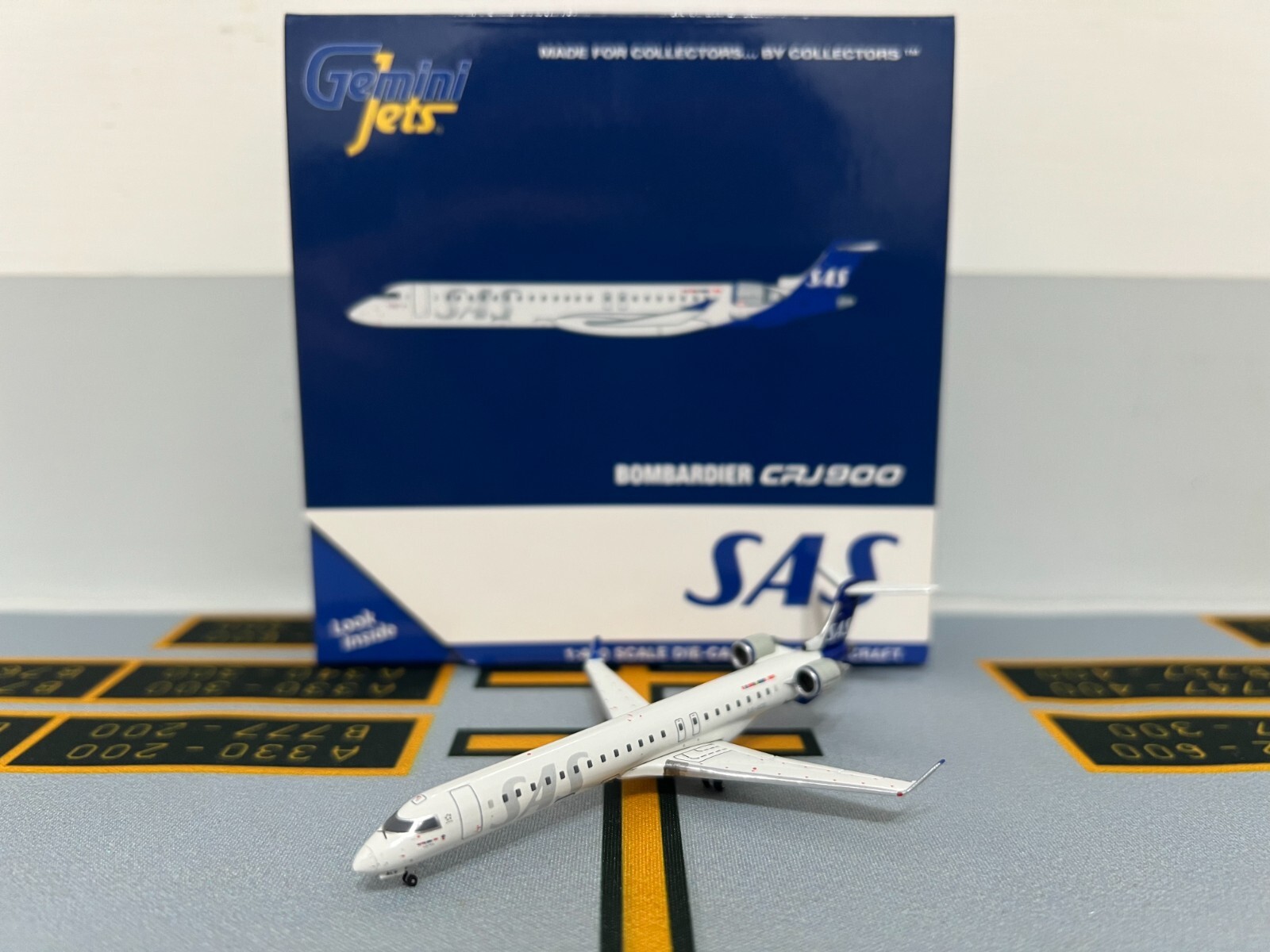 Gemini Jets 1:400 SAS Scandinavian Bombardier CRJ-900 ES-ACG GJSAS1979
