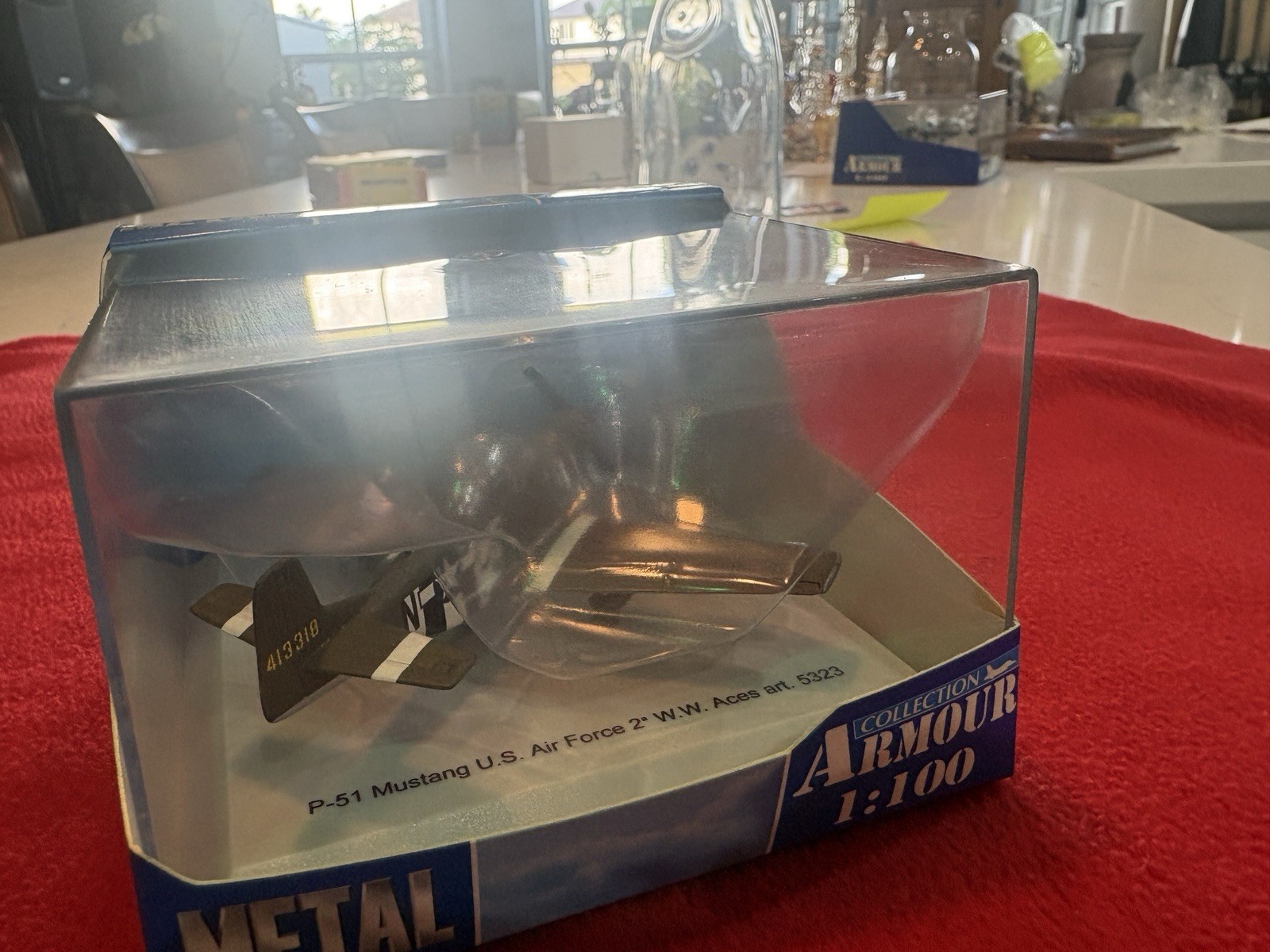 Metal Armour Collection 1:100 Diecast P-51D Mustang US Air Corps WWII Aces.