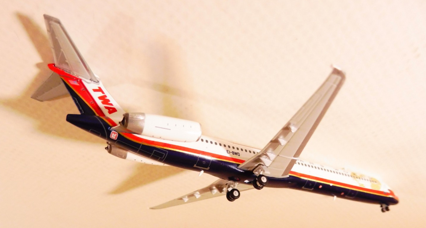 1/400 JC Wings Trans World Airlines MD-83 “Wings of Pride”
