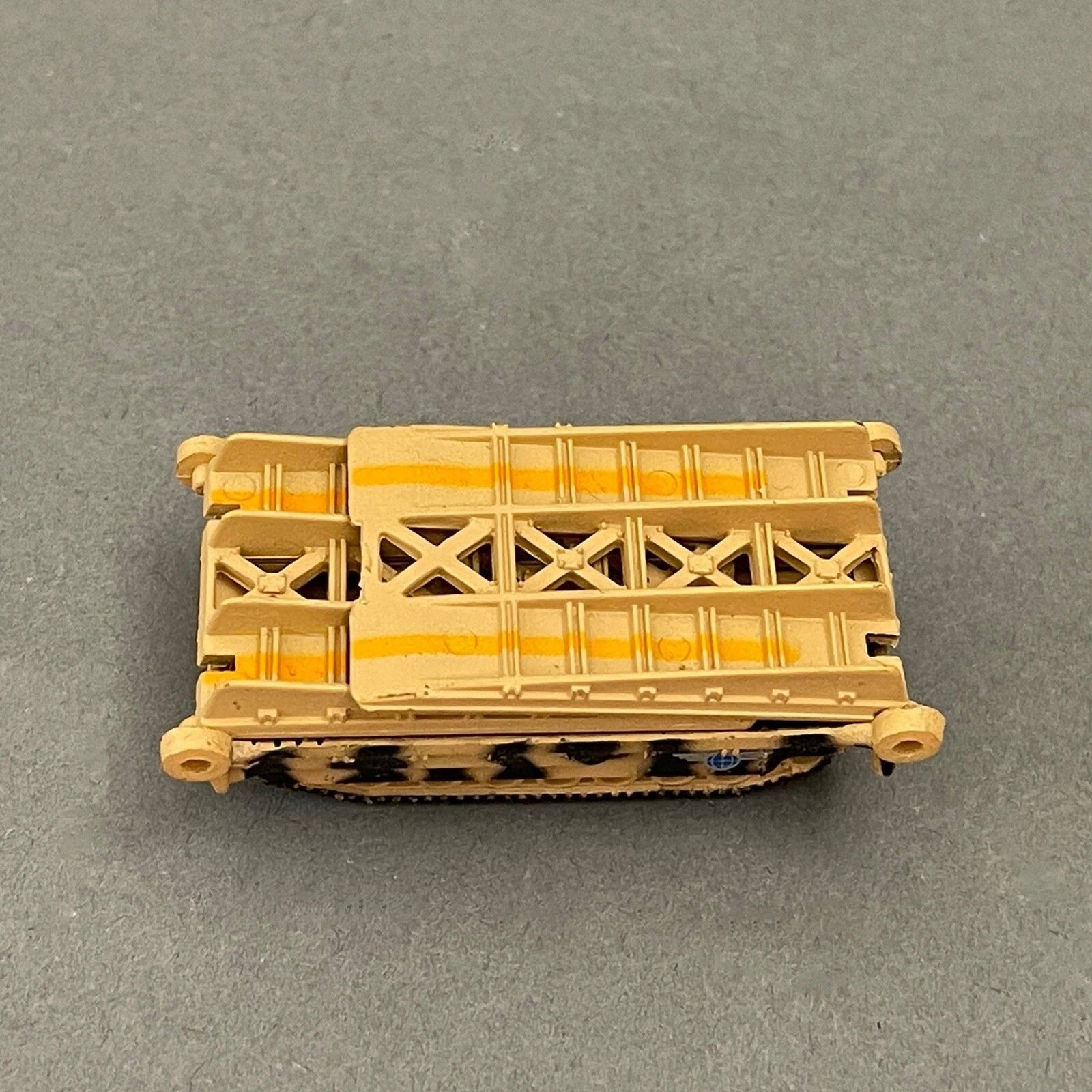 1998 LGTI Galoob Mirco Machines Military Armor Vehicle Tank Landing Bridge