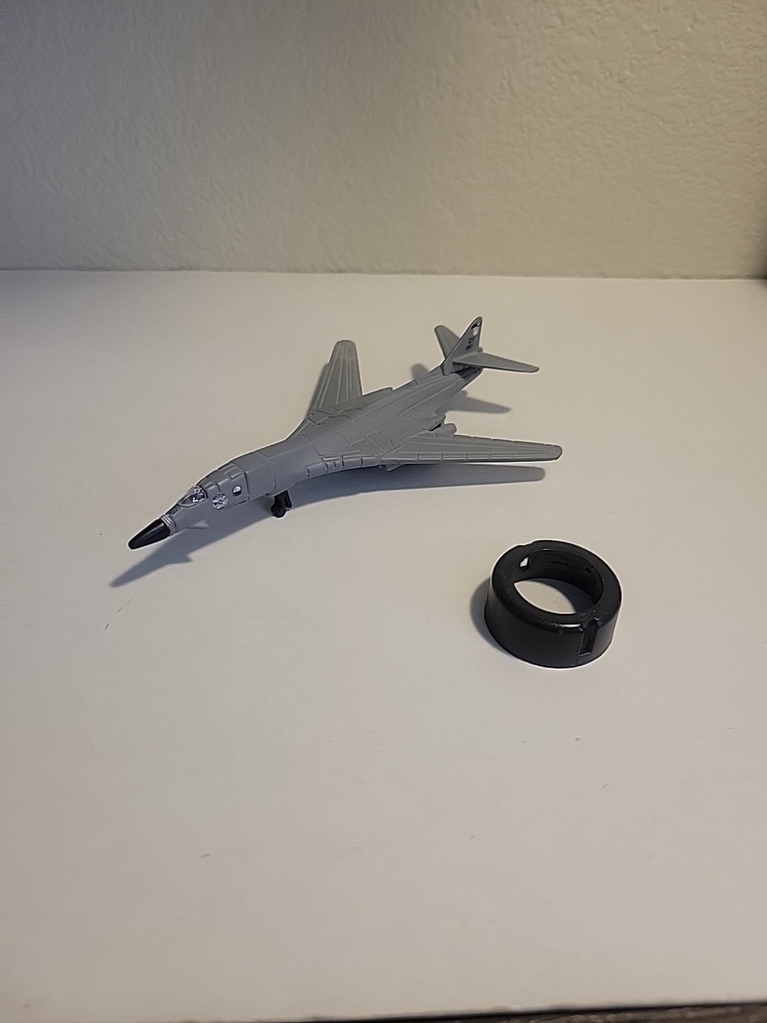 Maisto B-1B Lancer Bomber Supersonic Rockwell Jet Airplane NO STAND