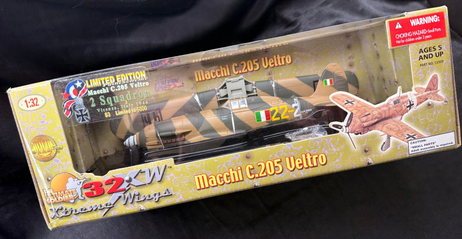 21st Century Ultimate Soldier MACCHI C.205 VELTRO 1:32 Italian WWII Fighter