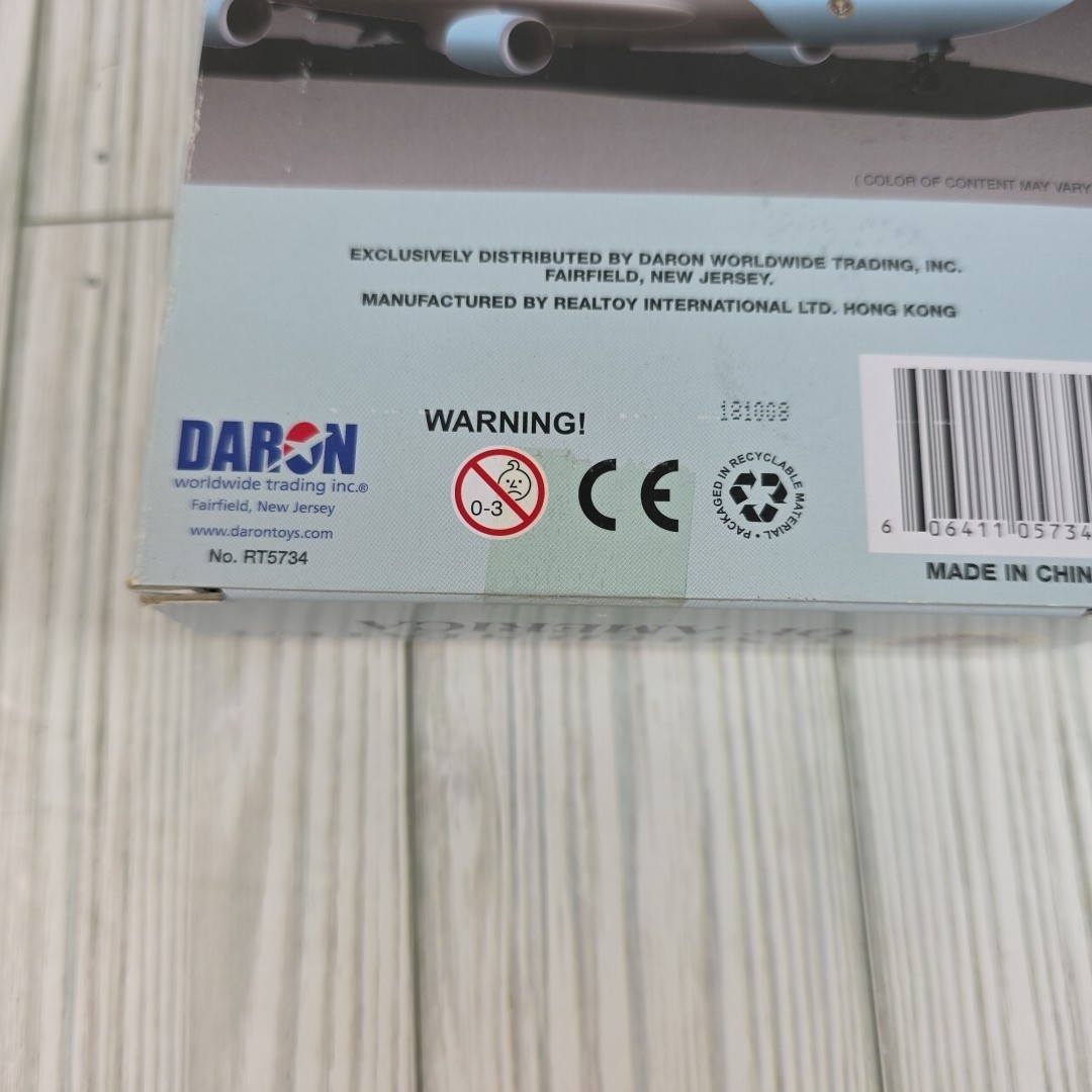 NEW AIR FORCE ONE United States of America Die Cast Metal Plane DARON RT5734 6″