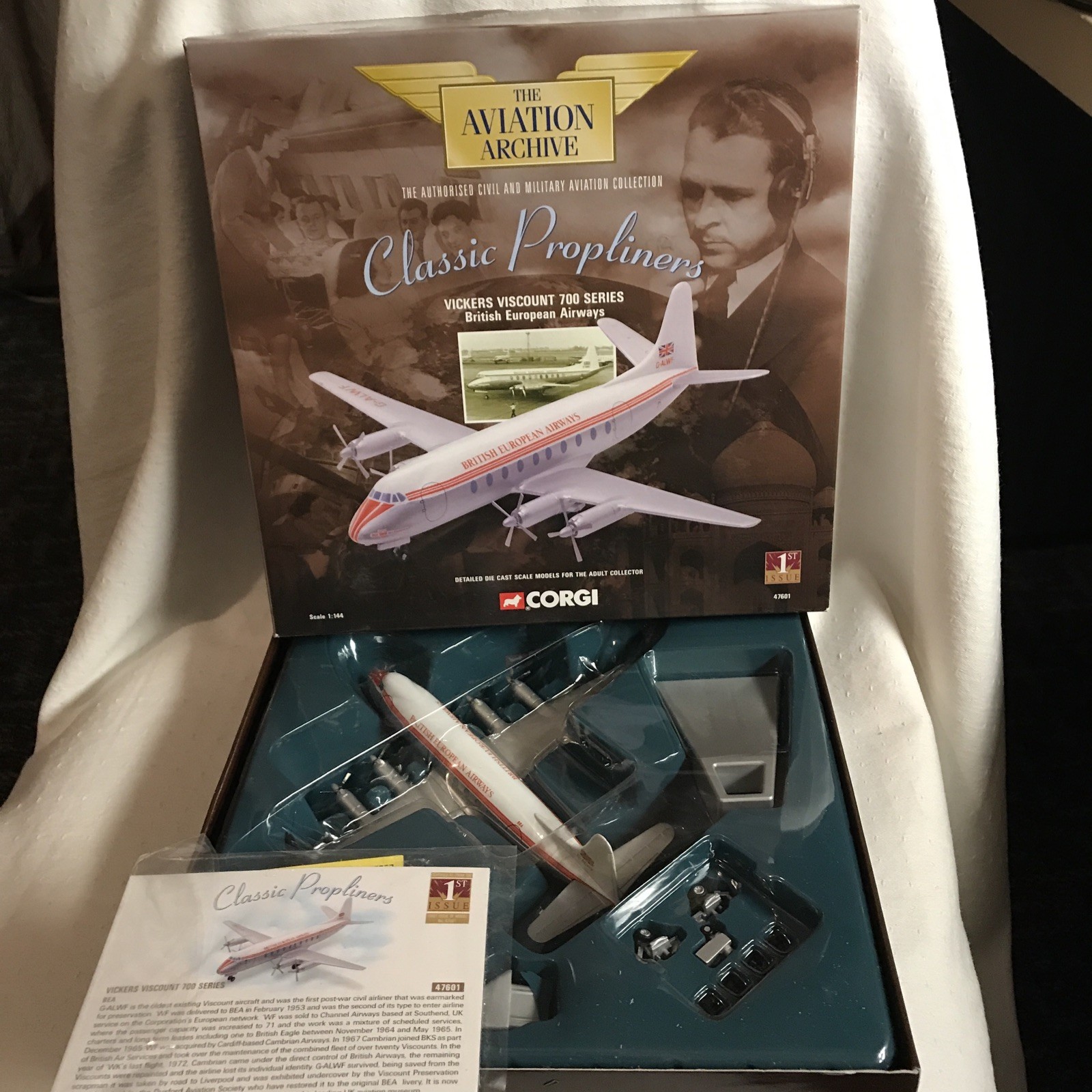 Corgi Aviation Archive Classic Propliners Vickers Viscount 700 Series British