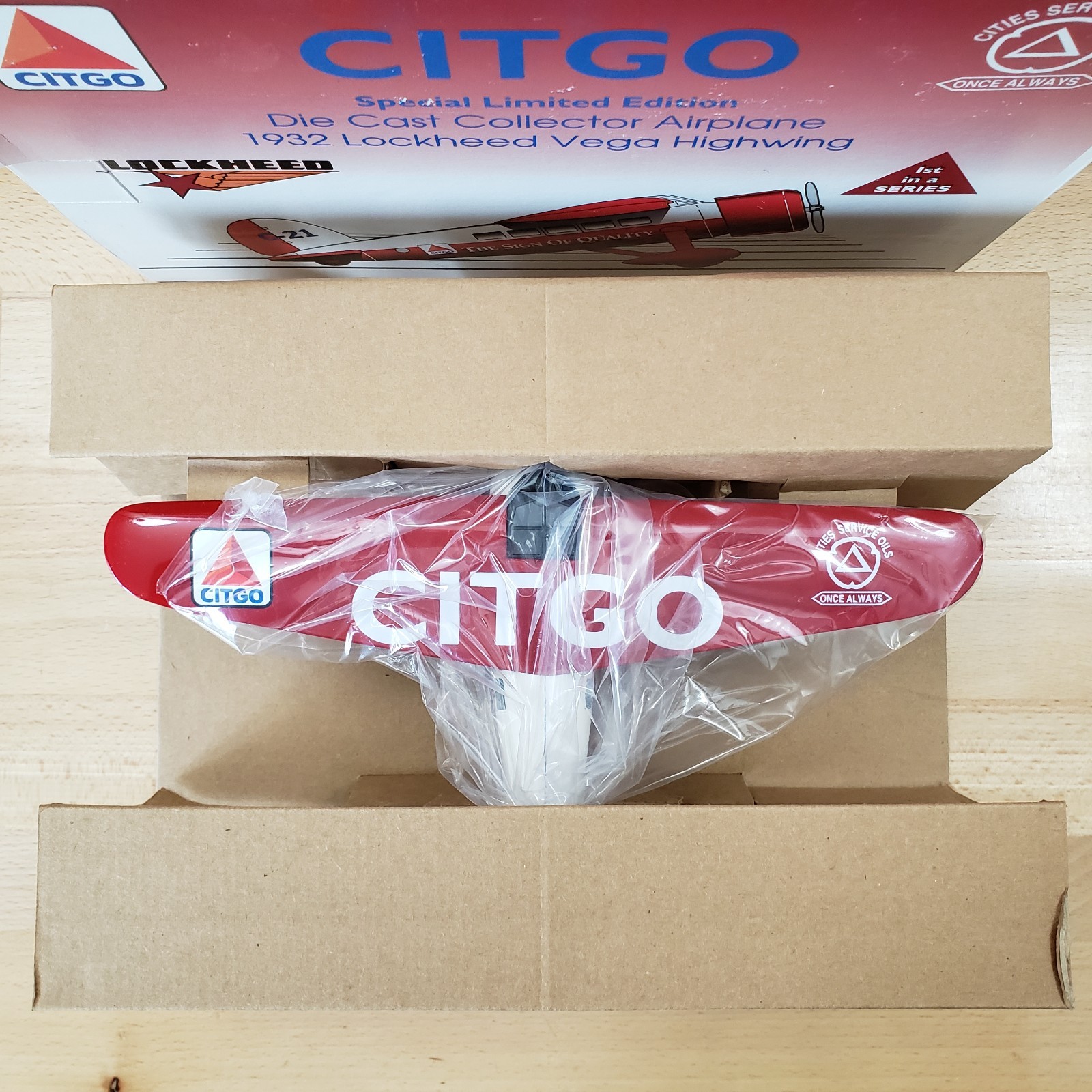 SpecCast Citgo 1932 Lockheed Vega Highwing Airplane Diecast Coin Bank NIB