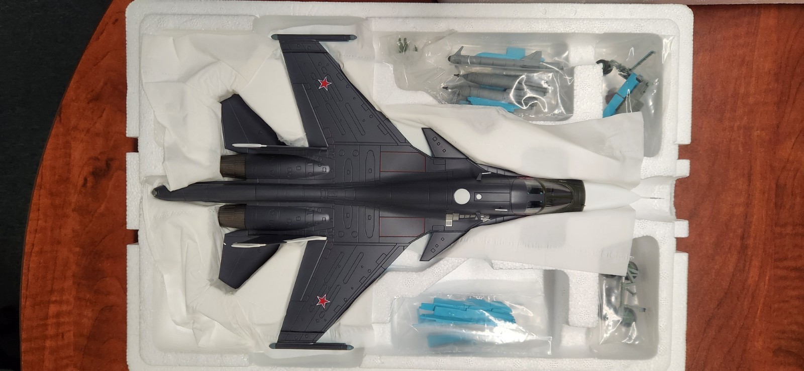 Hobby Master 1:72 HA6306 Su-34 Fullback, Red 24 Russian AF, Syria 2015
