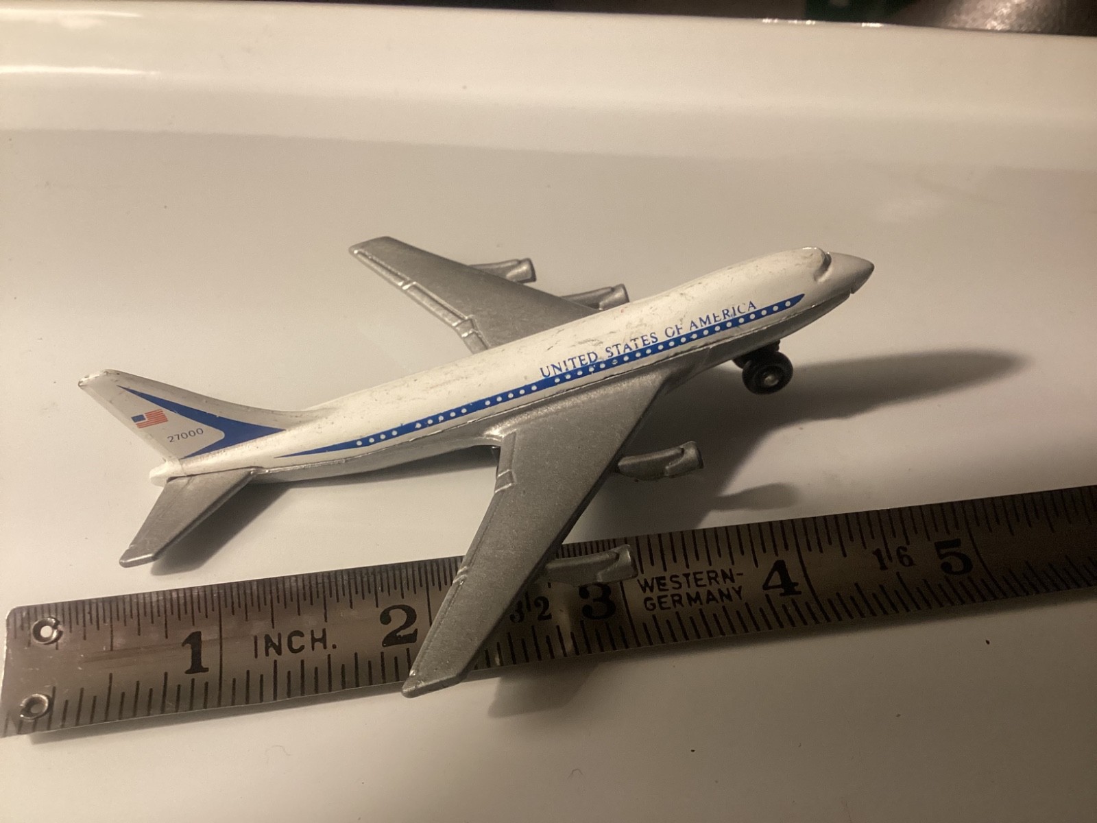 Vintage 1973 Matchbox Die Cast Sky Busters USA Boeing 747 SB-10 Air Force One