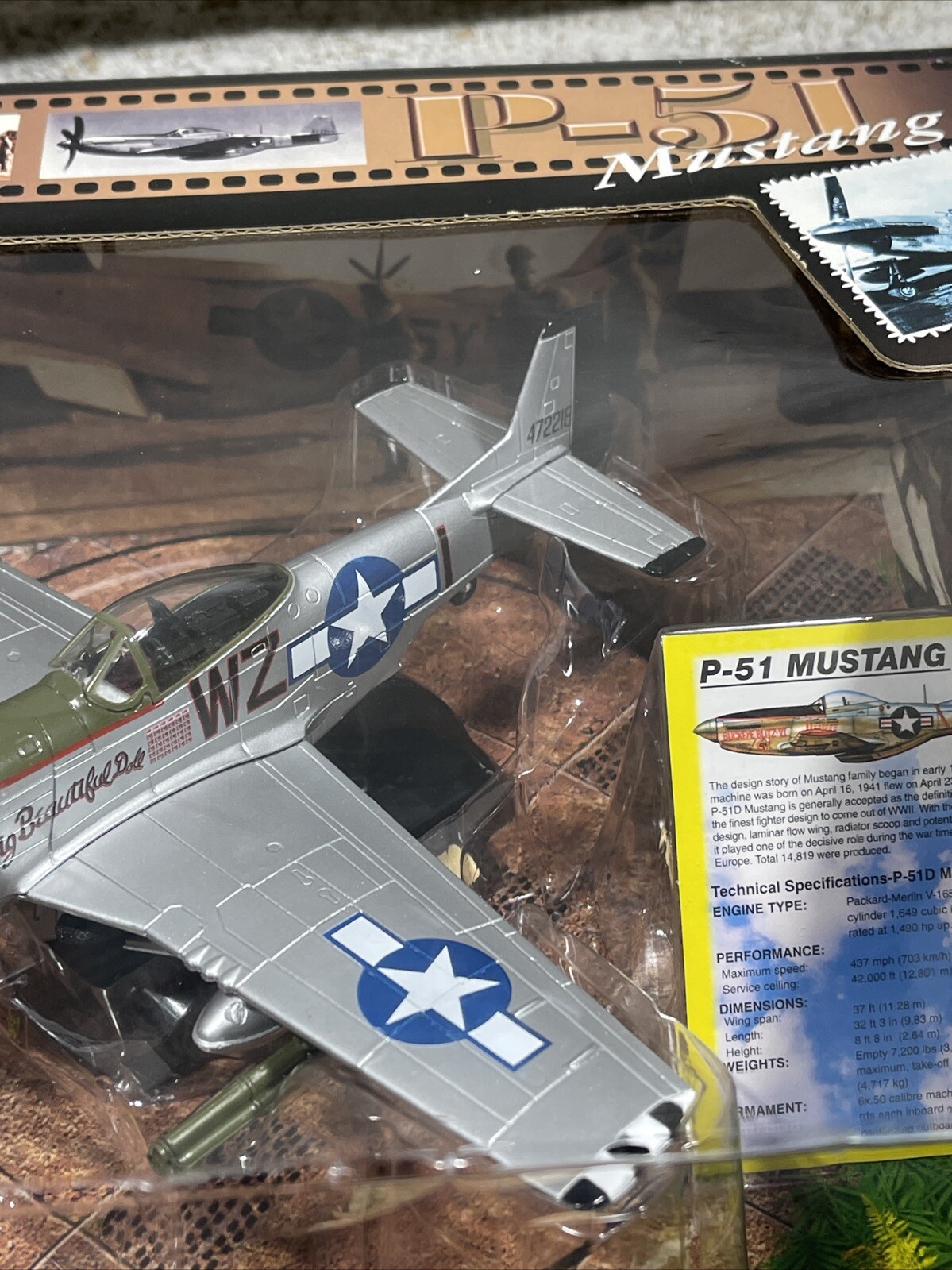 Motor Max Die-cast Metal and Plastic P-51 Mustang Plane 1:48 Scale