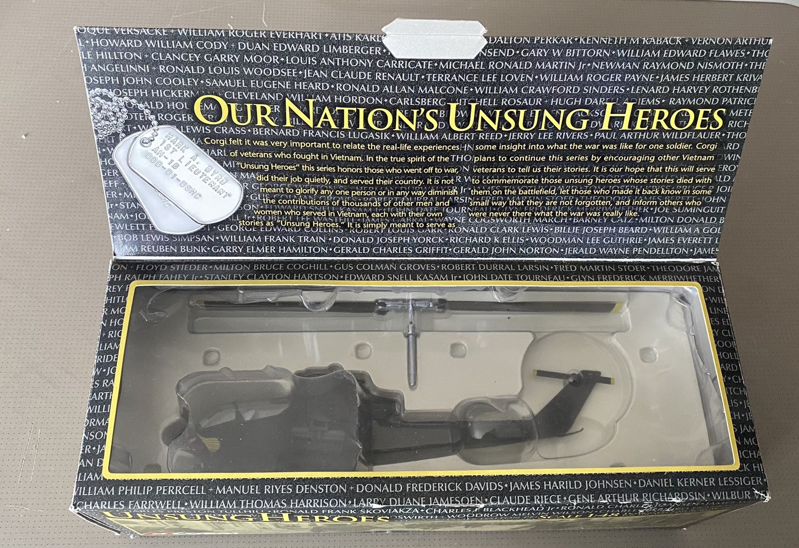 Corgi 1/48 AH-1G Bell Huey Cobra Gunship US Marine Corps US51202 See Description