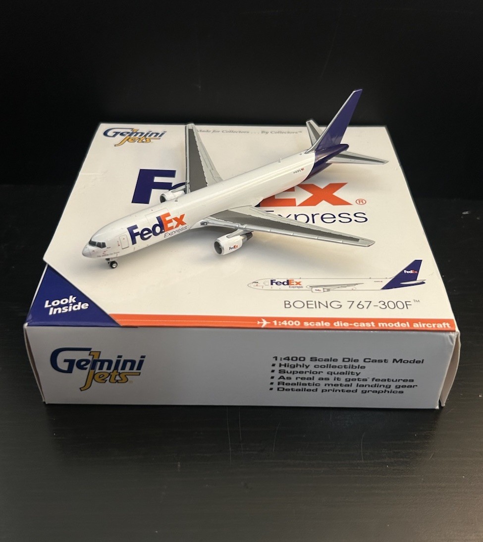GeminiJets 1:400 FedEx Express Boeing 767-300F N103FE GJFDX1769 Scale Model