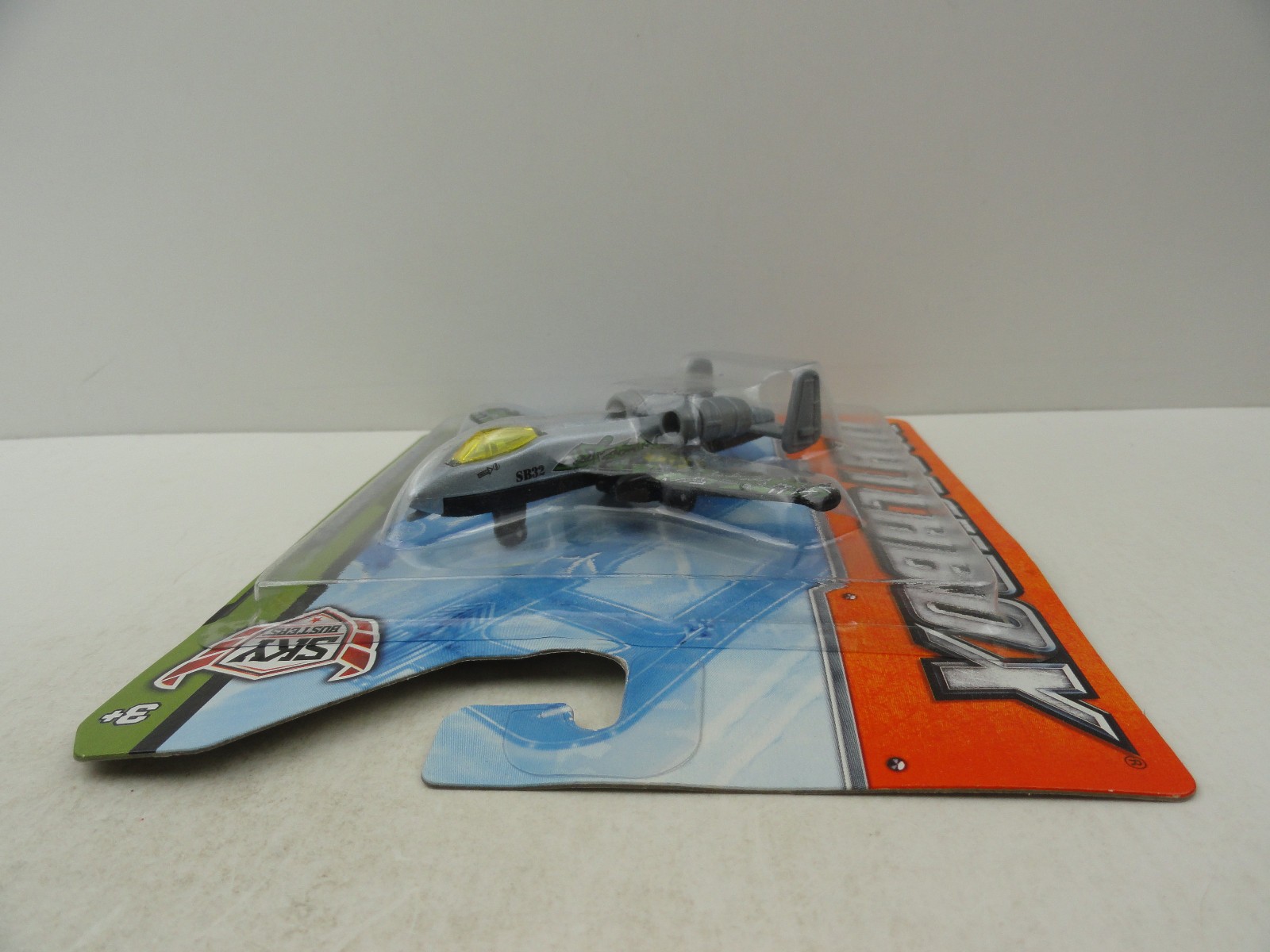 2012 Matchbox Sky Busters Headquarters Northrop Grumman A-10A Thunderbolt II