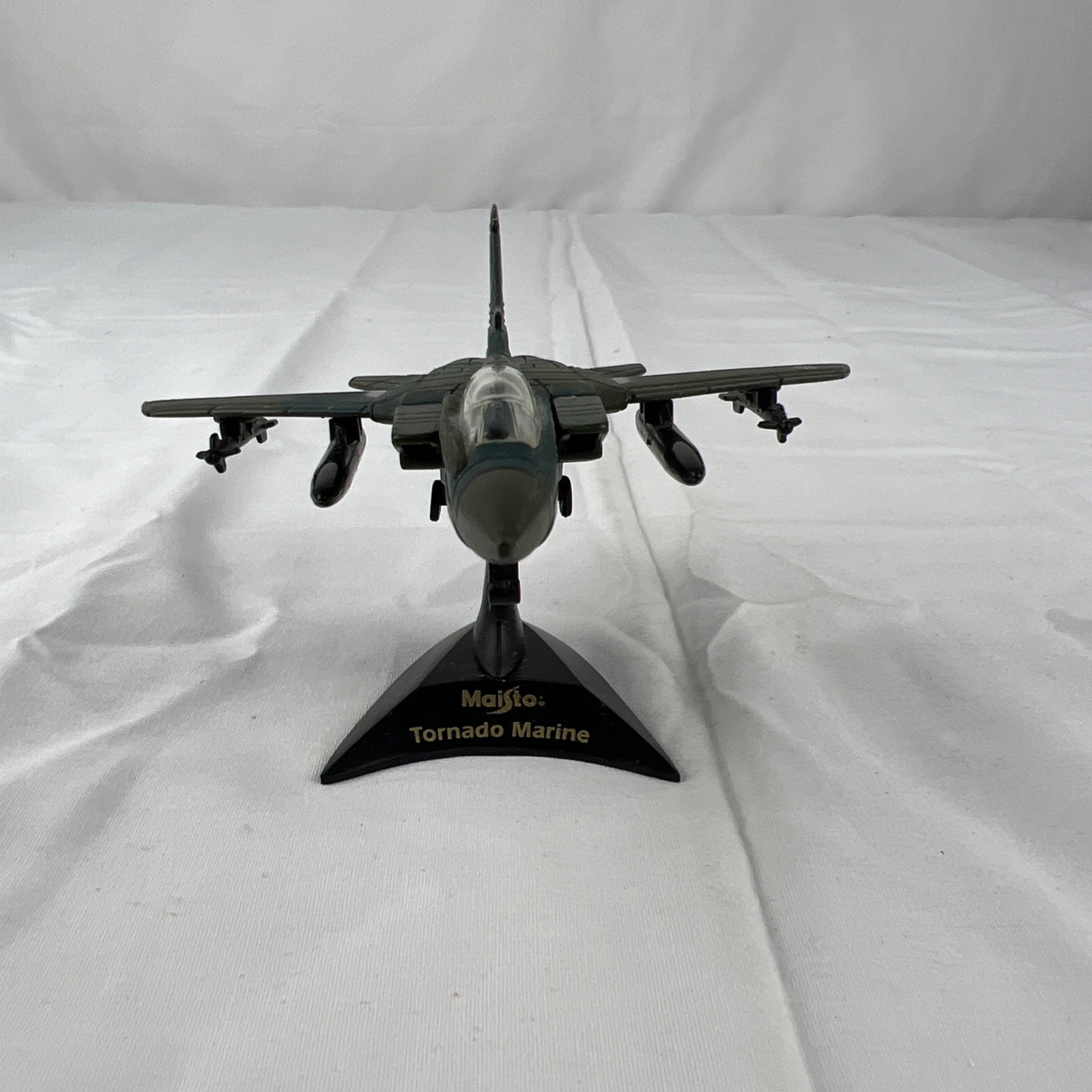 Vintage 1999 Maisto Tailwinds Diecast Panavia Tornado Marine Military Jet-loose